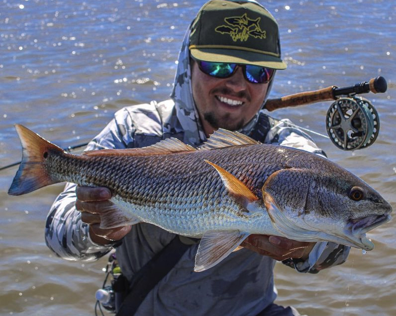 Saltwater fly fishing free guide and tutorial created by FlyFishFinder