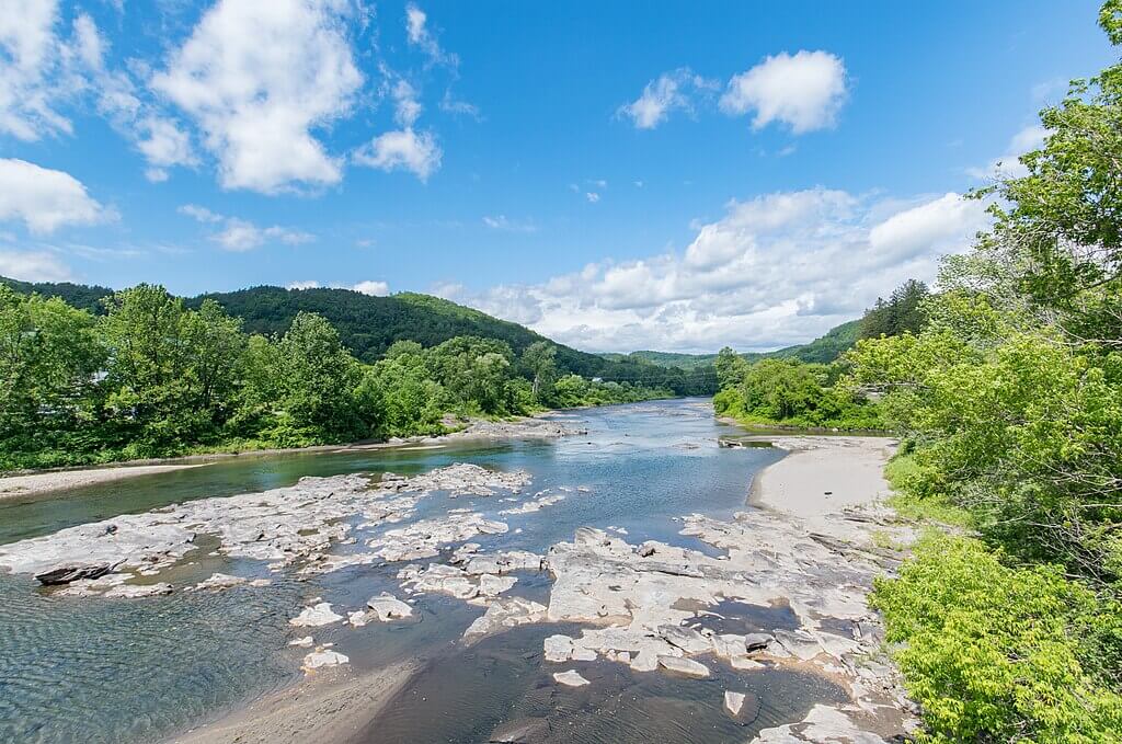 Image of white river in South Royalton Vermont